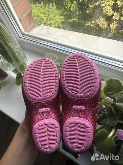 Crocs C9