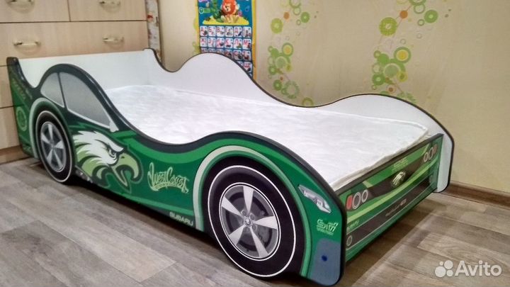 Кровать машинка