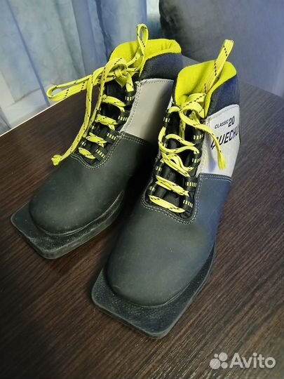 Лыжные ботинки 33