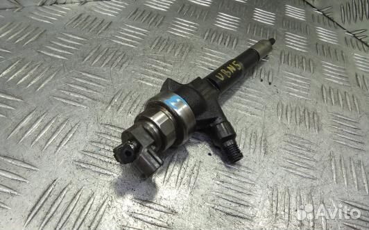 Форсунка дизельная opel meriva B (UBN05AL03)