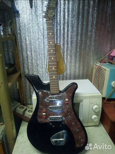 Электрогитара Аэлита ретро времён СССР