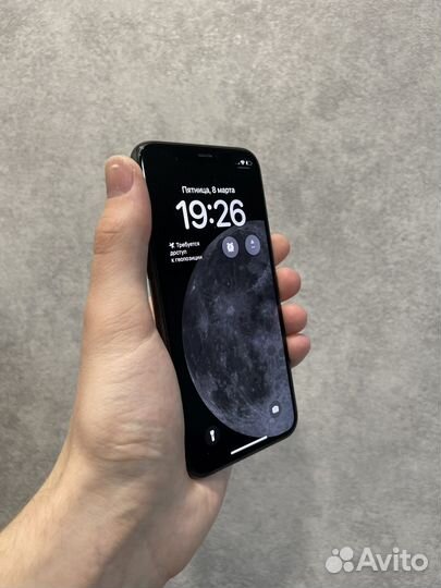 iPhone 11 Pro, 64 ГБ