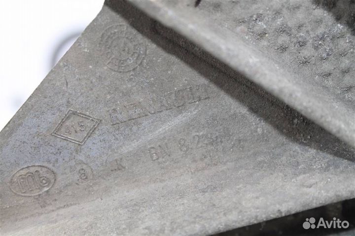 Кронштейн МКПП Nissan Sentra B17