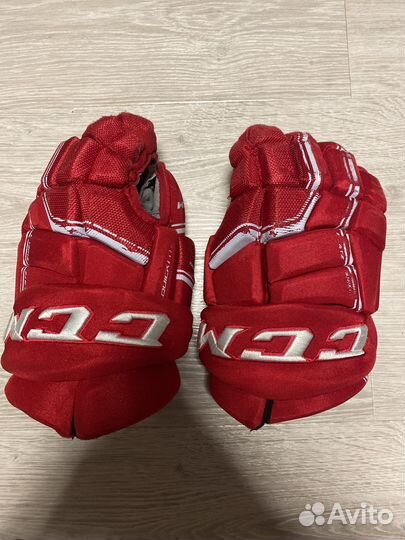 Перчатки хоккейные CCM