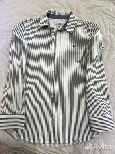 Рубашки четыре штуки на мальчика 152