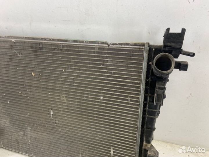 Радиатор охлаждения Renault Kaptur 2016