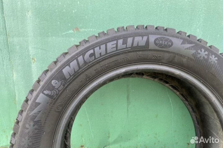 Michelin X-Ice North 3 215/55 R16 97Y