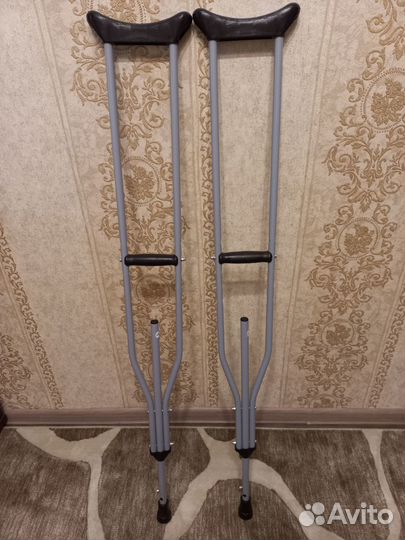 Продаю новые костыли
