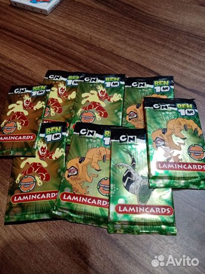 Запечатанные бустеры по Бен 10 коллекция