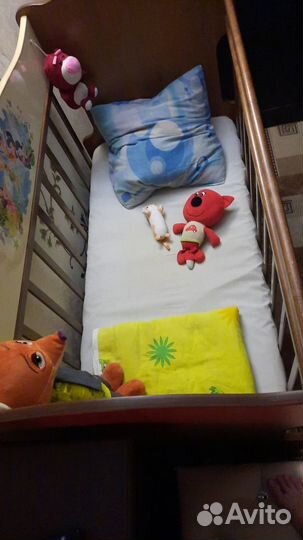 Кровать детская с маятником + матрас