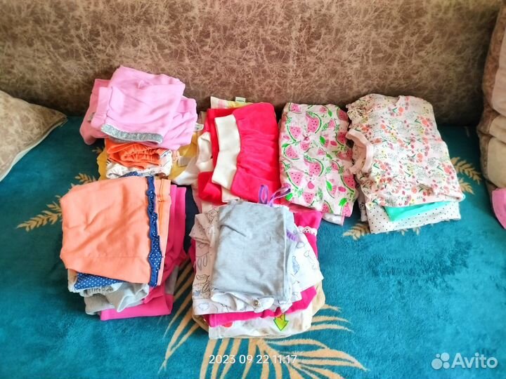 Вещи пакетом на девочку