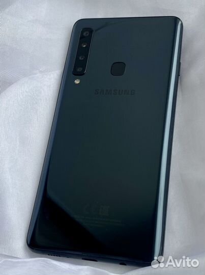 Samsung Galaxy A9 (2018), 8/128 ГБ