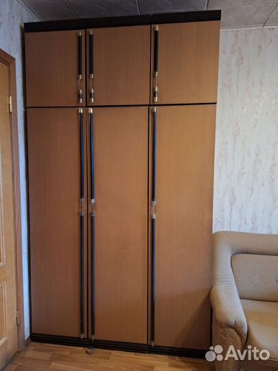Шкаф 3 х створчатый