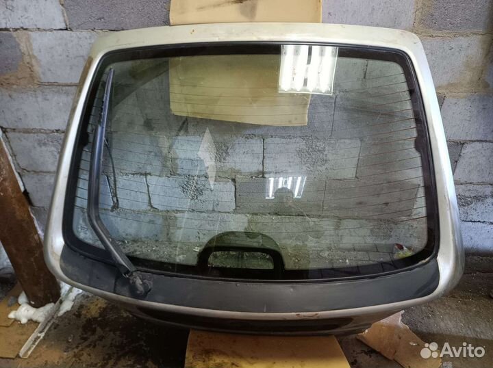 Дверь багажника Renault Megan I