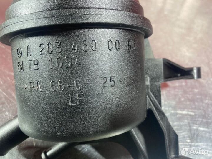 Бачок гидроусилителя Mercedes C-Class W203 OM611