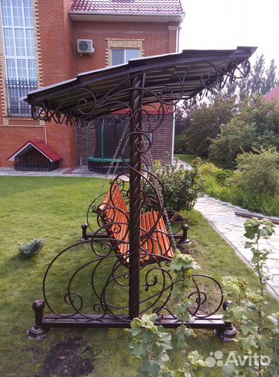 Садовая качель