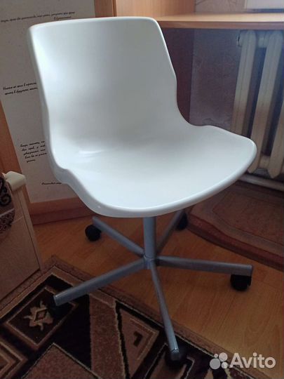 Кресло IKEA компьютерное