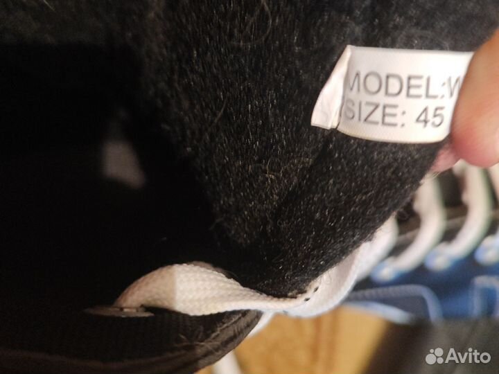 Коньки хоккейные