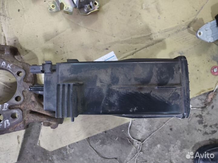 Абсорбер Infiniti FX35 FX45 S50 2002-09