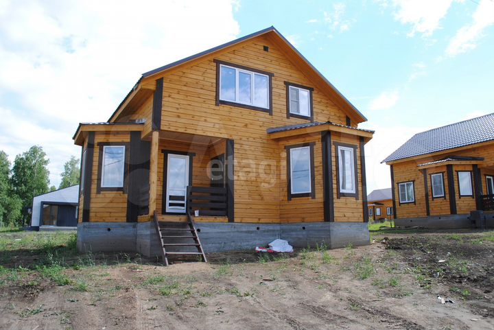 Дом 112 м² на участке 6 сот.