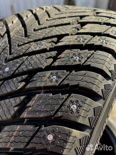 Grenlander Icedefensor Stud II 275/40 R20 и 315/35 R20 100T
