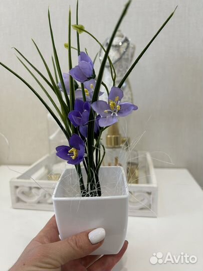 Композиции из искусственных цветов