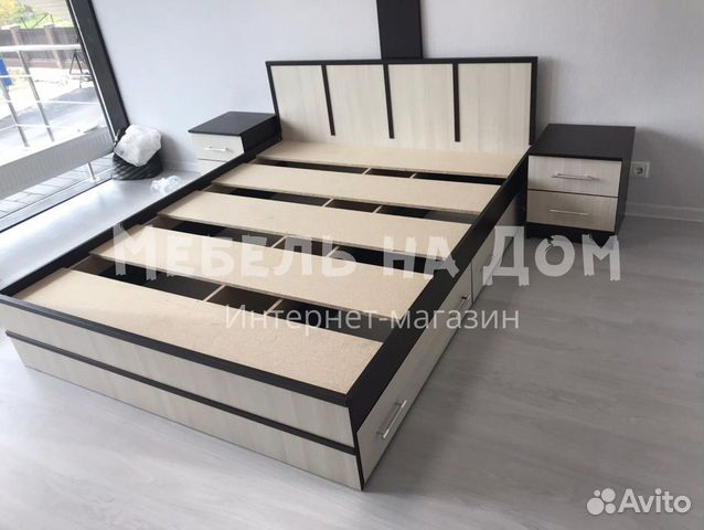 Кровать