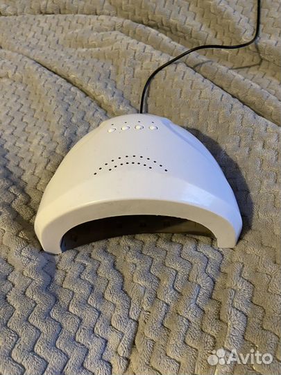 Лампа для ногтей