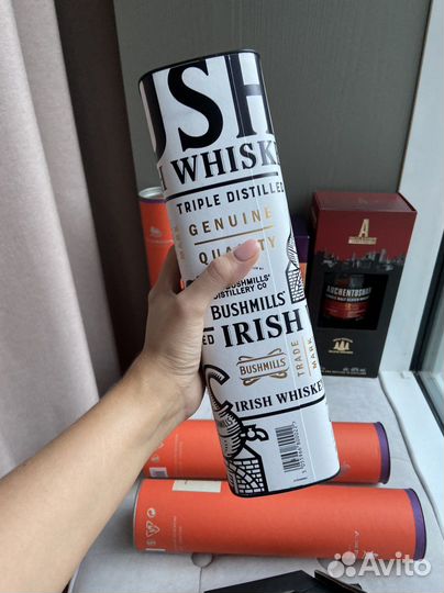 Бутылка из под виски, коньяка в коробках
