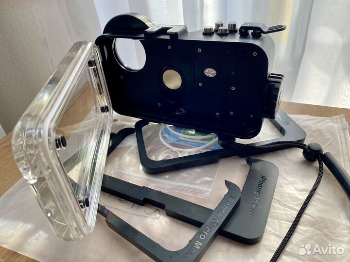 Аквабокс для iPhone 11, 11 Pro, 11 Pro Max