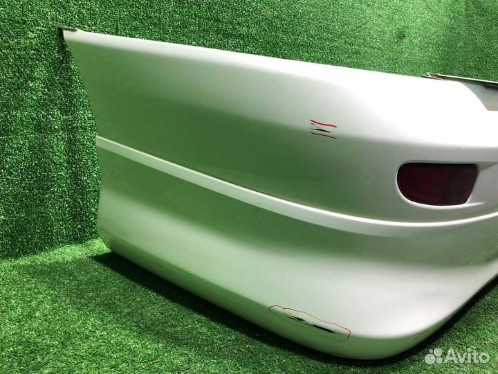 Бампер задний Toyota Estima MCR40