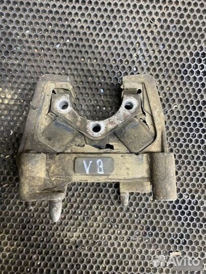 Кронштейн подушка двигателя Opel Vectra B