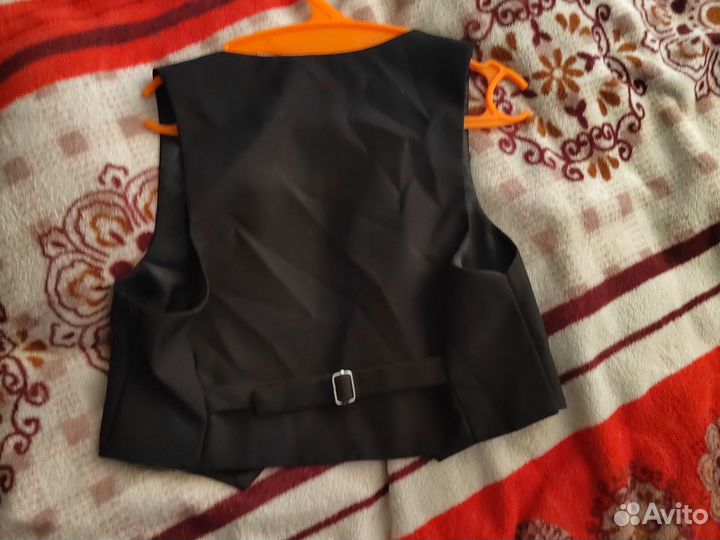 Жилетка для мальчика школьная 128