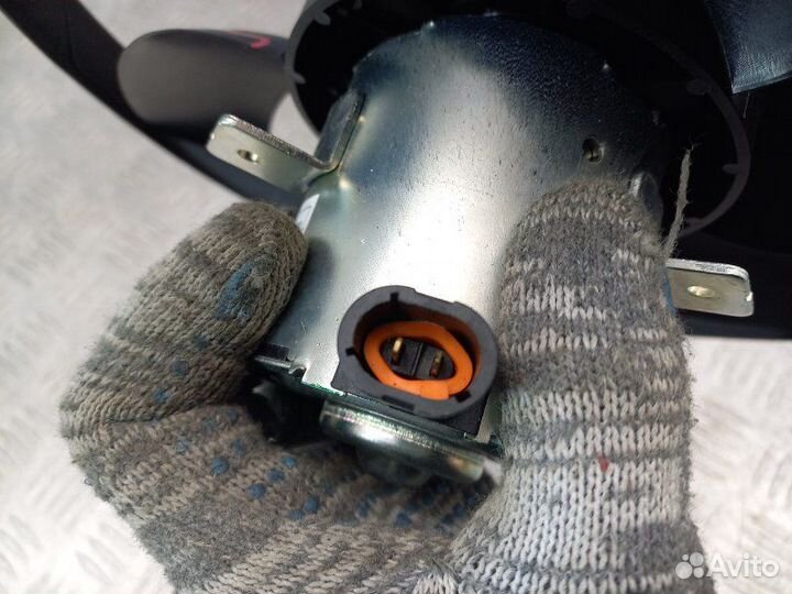 Вентилятор радиатора Renault Logan 1