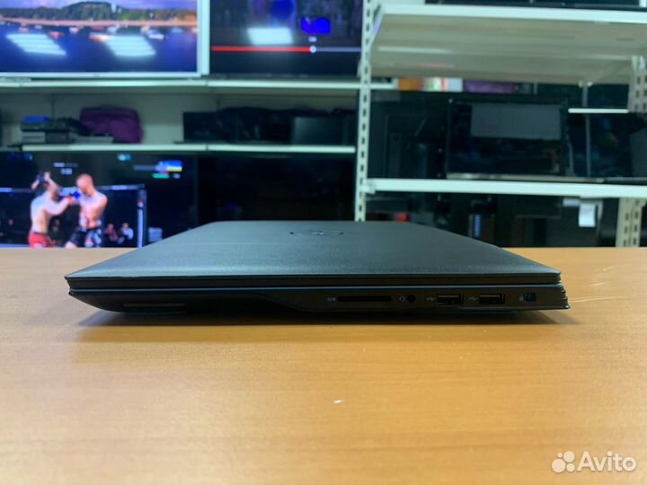 Dell P89F/i5 10300/8GB/GTX1650TI/512GB SSD/15.6