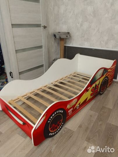 Детская кровать машина бу