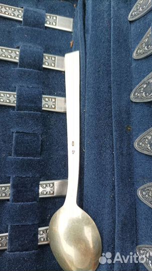 Серебряные чайные ложки