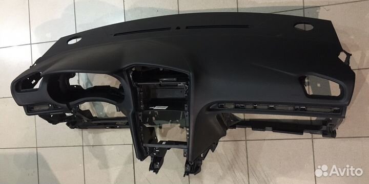 Панель/ торпедо восстановленная citroen C 4