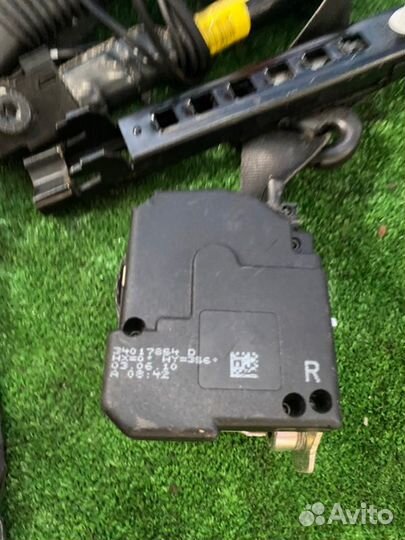 Ремень безопасности передний правый Ford Focus CB4