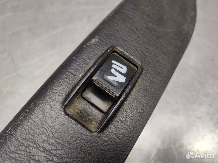 Кнопка стеклоподъёмника Toyota Tercel L40 1993 г.в
