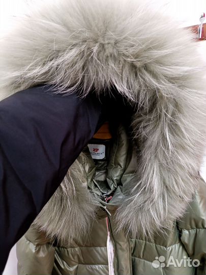 Пуховик зимний женский 46 48