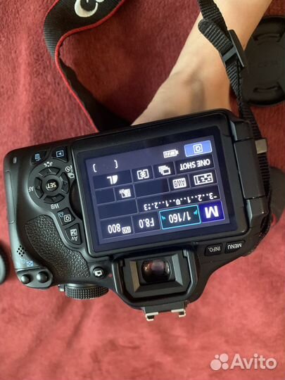 Зеркальный фотоаппарат canon 600d