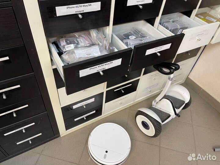 iPhone SE 2020 iPhone 8 корпус с кнопками белый