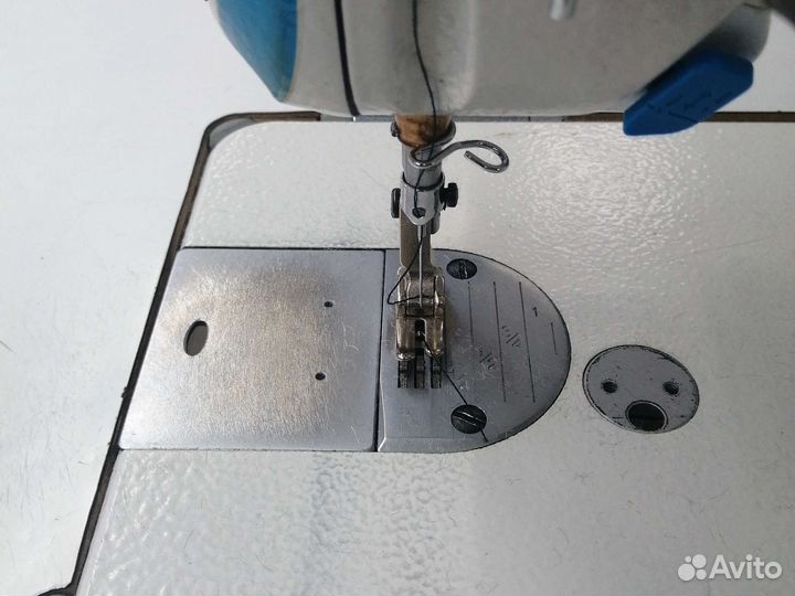 Швейная машина Jack прямострочка