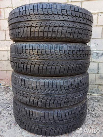 Michelin X-Ice XI3 215/60 R17 96T