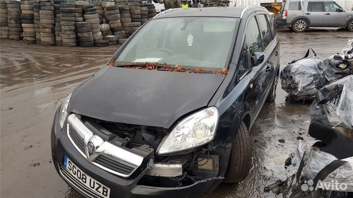 Разбор на запчасти Opel Zafira B 2005-2012