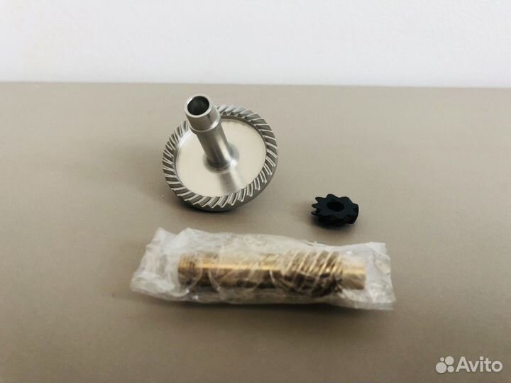 Главная пара Shimano Twin Power 20 4000