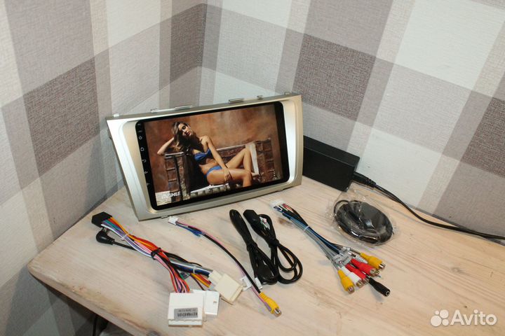 Штатная магнитола Toyota Camry 40