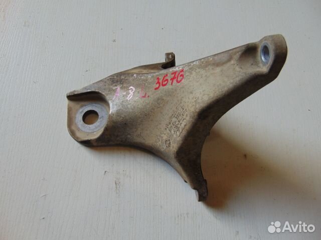 Кронштейн кпп Audi A8 D3 BVJ