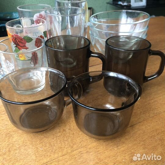 Посуда: кружки,рюмки,стаканы, бокалы